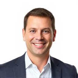 Professional LinkedIn profile headshot